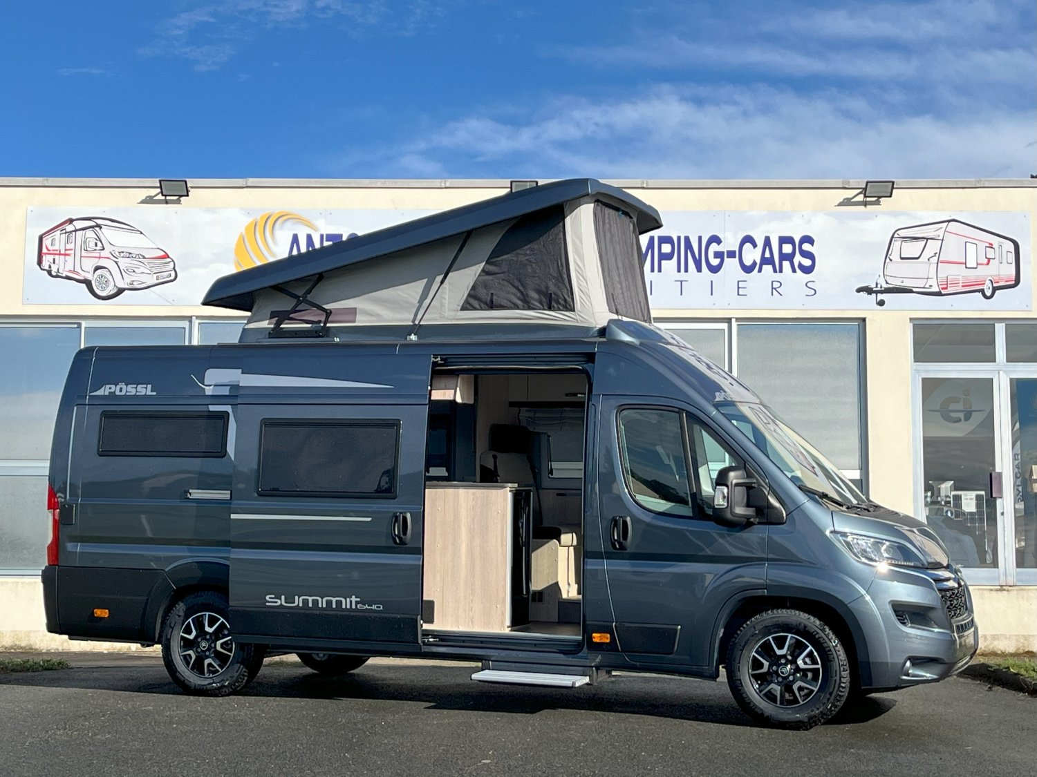 Champion Caravanes et Camping Car - Possl SUMMIT 640 à 76 938 €